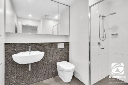 Designer Parkside Living - Photo 5