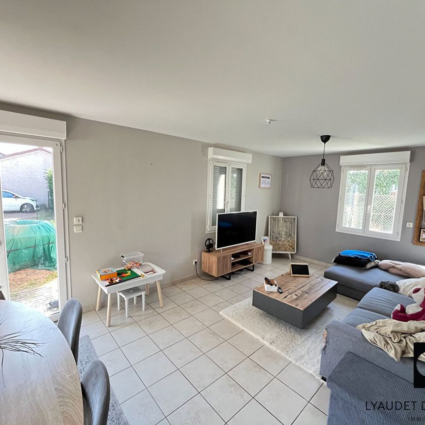Location Maison 4 pièces 97m² - Photo 1
