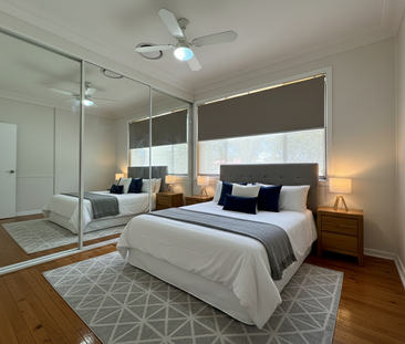 MULTI LIVING FAMILY HOME! - Photo 1