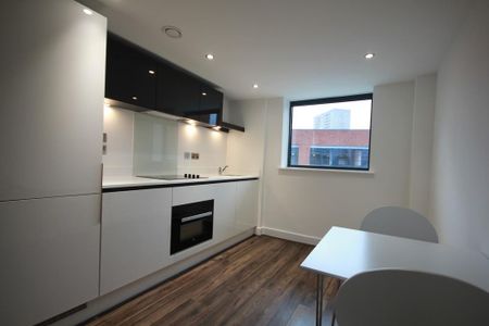 1 bedroom apartment to rent - Photo 4
