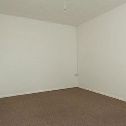 Wellington House, Beresford Gardens, Margate, CT9 3AW, Kent - Photo 2