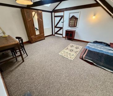 2 bedroom maisonette to rent - Photo 3