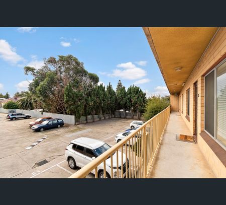 35/180 Seaview Road, Henley Beach South, SA 5022 - Photo 5