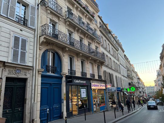 Location appartement 2 pièces, 35.16m², Paris 09 - Photo 1