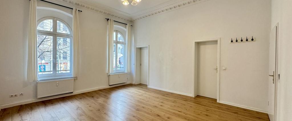 Ideal für Studenten! 1-Raum-Wohnung mit Einbauküche und Wannenbad im Gründerzeitbau! - Photo 1