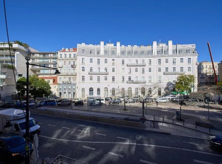 Largo Vitorino Damásio, Lisbon, Lisbon 1200-872 - Photo 3