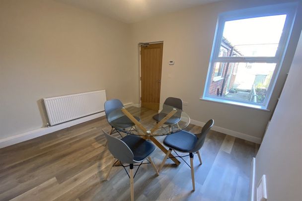 Hawthorne Grove, Beeston, NG9 2FG - Photo 1