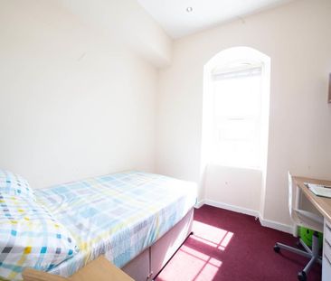Flat 2, Seion Chapel Ambrose Street - Photo 6