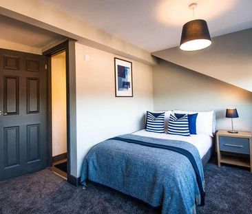 Westbury Mount, LS10 - Photo 2