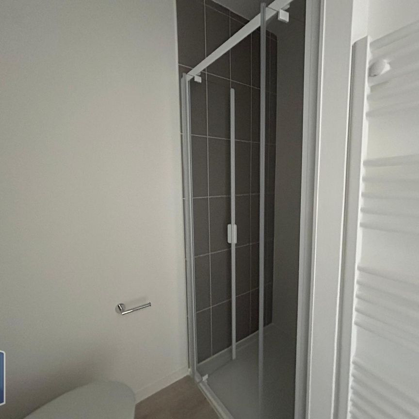 Location Appartement 1 pièce 17m² LA ROCHELLE 17000 - Photo 1