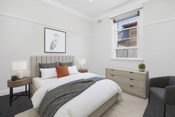 Spacious home in the heart of Maroubra - Photo 1