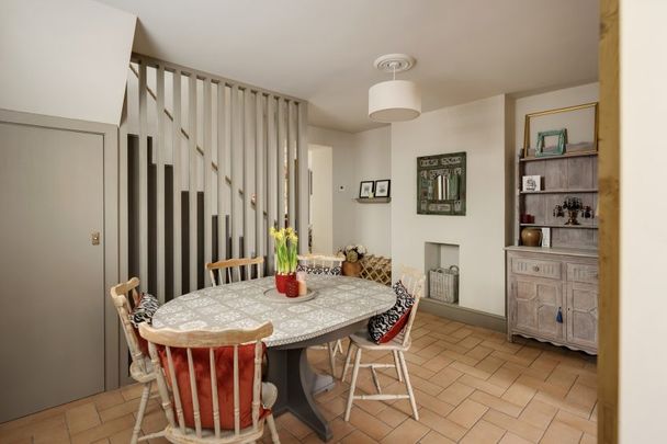 2 Bed End Terrace - Photo 1