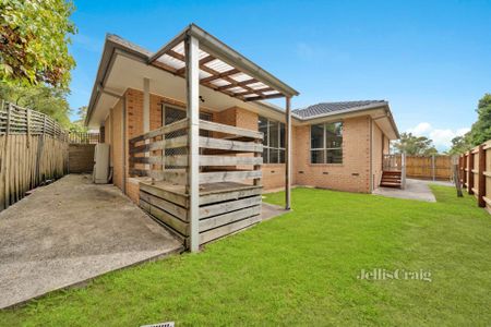 2/9 Montclair Avenue, Glen Waverley - Photo 3