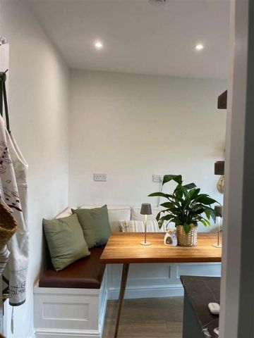 Northcote Road, London, Clapham, SW11 - Photo 2