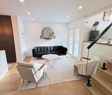 For Lease - 852 Thistle Down Court, Mississauga, Ontario - Photo 2