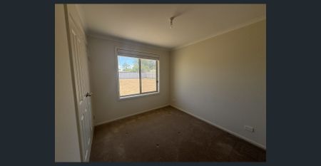 37 Drysdale Street, Stirling North - Photo 3