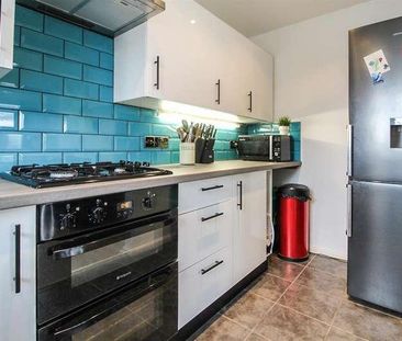 Bower Court, Cippenham Lane, Cippenham, SL1 - Photo 5