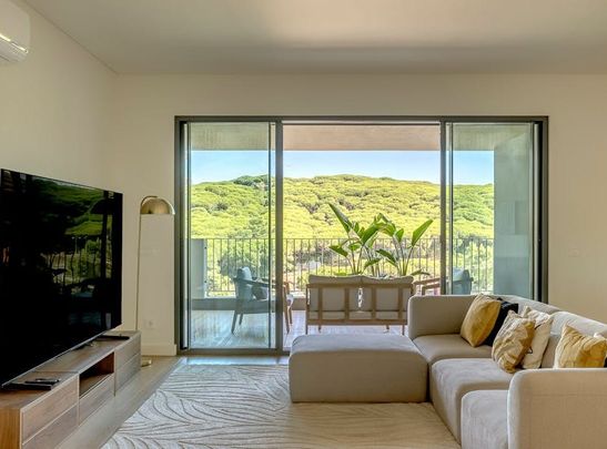 Alameda Engenheiro José Mattos e Silva, Algés, Lisbon 1495-001 - Photo 1