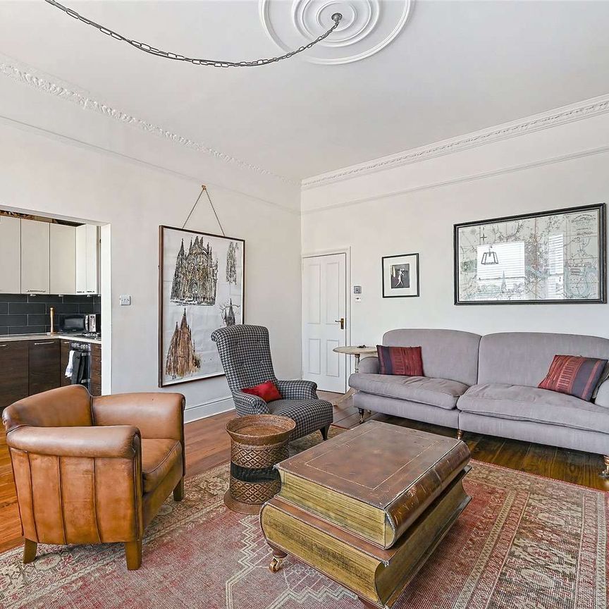 Marlborough Road, Chiswick, London, W4 4ET - Photo 1