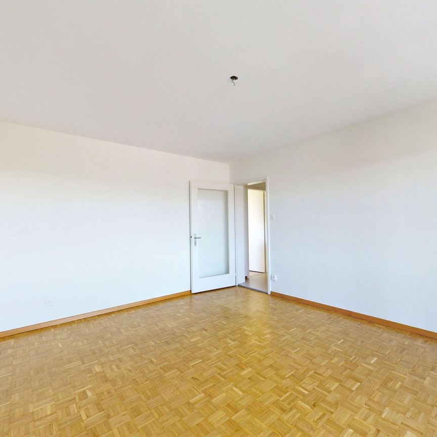 Gepflegte Umgebung, ruhige Lage - Photo 1