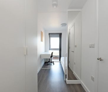 4 bedroom room to rent Rockingham Lane, Sheffield - Photo 1