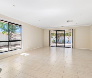 3 NAMOI PLACE, Wodonga VIC 3690 - House For Rent | Domain - Photo 3