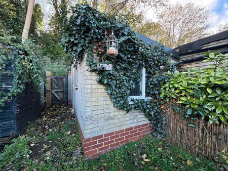 3 bedroom house to rent - Photo 3