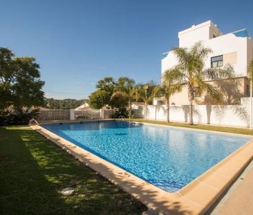 2 Bed Apartment in Jávea - Photo 2