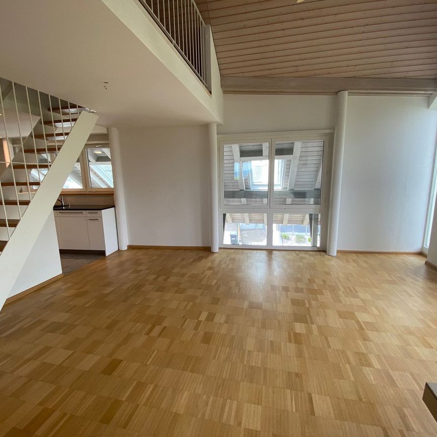 Heimelige Dachwohnung mit Cheminée - Photo 1