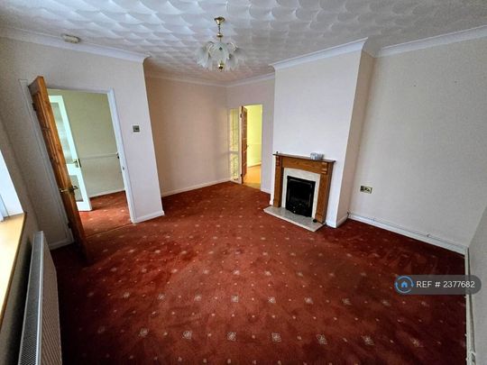 2 bedroom semi-detached house to rent - Photo 1