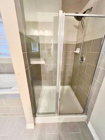 For Lease - 1137 Quick Street, Newmarket, Ontario - Photo 5