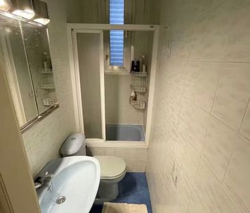 Calle de Torrecilla del Leal, Madrid, Community of Madrid 28012 - Photo 3