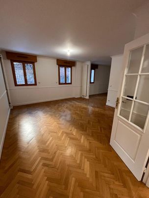 location Appartement T4 DE 94m² À PARIS 03 - Photo 1