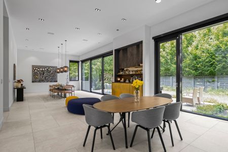 For Lease - 108 Stratford Crescent, Toronto, Ontario - Photo 3