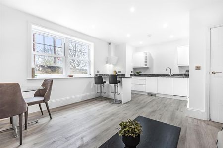 Woodfield Lane, Ashtead - Photo 5