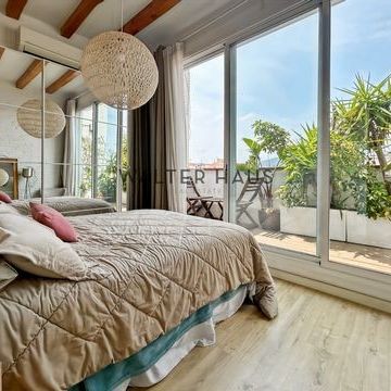 Barcelona, Barcelona - Photo 1