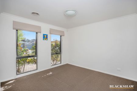12 Ronald Walker Street, Casey ACT 2913 - House For Rent | Domain - Photo 2