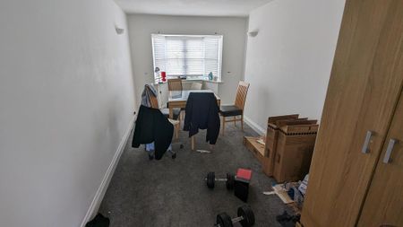 7 bedroom detached house to rent - Photo 4