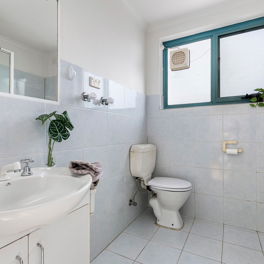 Sun-Drenched Sanctuary in Prime St Kilda West - Photo 1