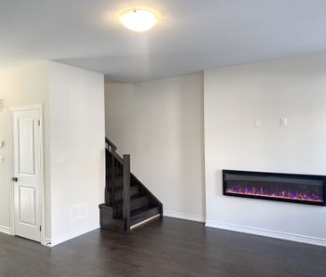 For Lease - 30 Vestry Way, Brampton, Ontario - Photo 3