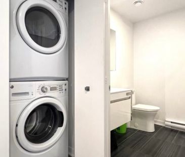1190 Rue MacKay Montréal (Ville-Marie), QC H3G - Photo 1