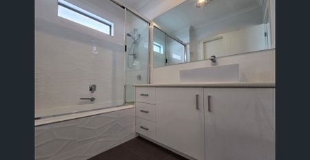 Light-Filled Contemporary Living in a Prime Preston Pocket - Photo 2