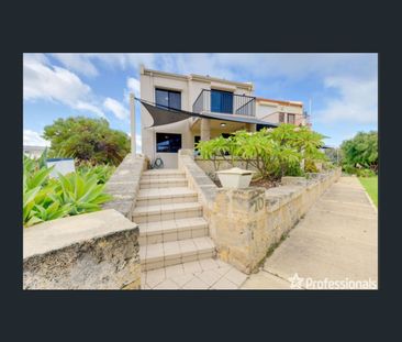10 Ski Court, Port Kennedy, WA 6172 - Photo 1