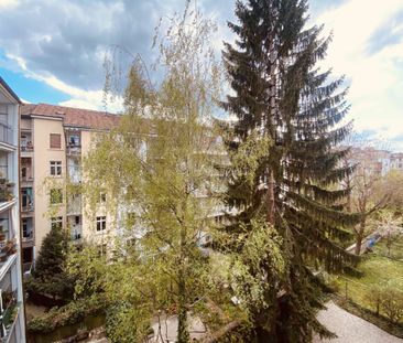 Neuwertige 3-Zimmerwohnung im 4. OG mit eigener WM/TU - Photo 2