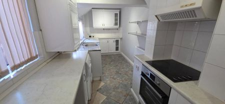 2 bedroom terraced house to rent - Photo 5