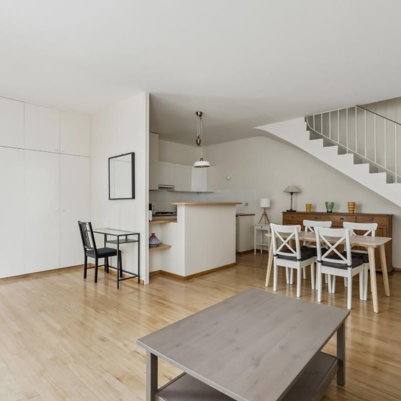 Location Appartement 3 pièces Meublé 81m² PARIS 11ème - Photo 1