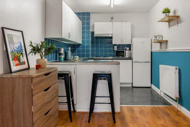 1 bedroom flat to rent - Photo 1