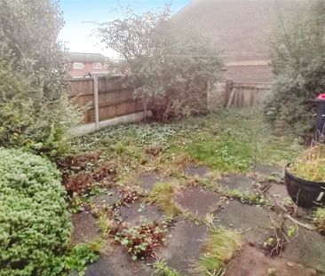 2 bedroom end of terrace house to rent - Photo 6