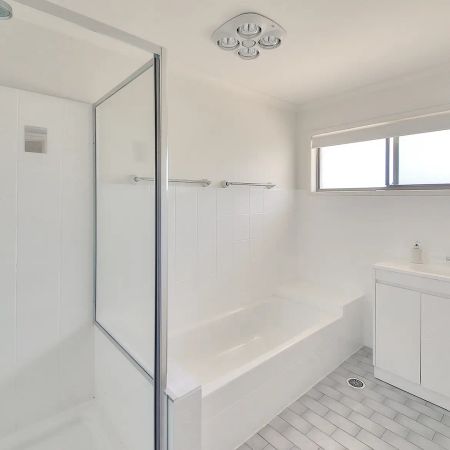 CAVENDISH RD CATCHMENT - POOL - ENTERTAINERS DELIGHT - Photo 3