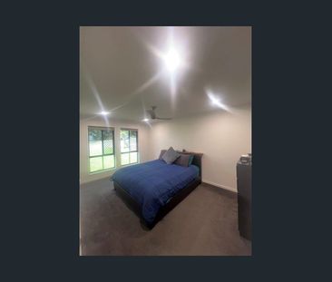 Looking for space, comfort, and a great location? - Photo 5